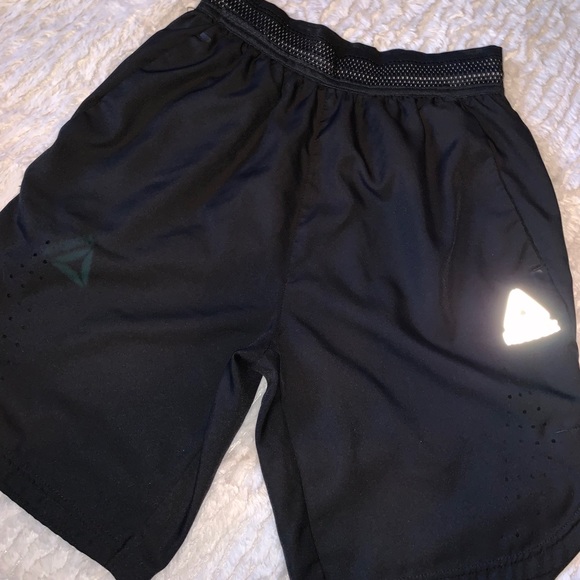 💫Reflective Reebok Athletic Shorts💫 - Picture 2 of 3